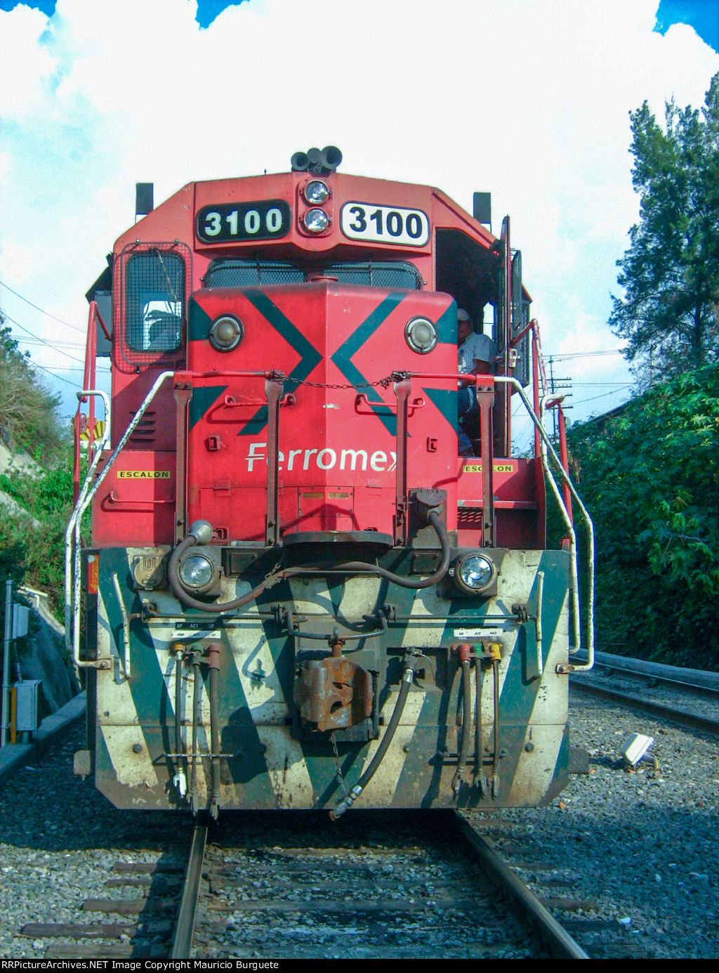 FXE SD40-2 Locomotive 